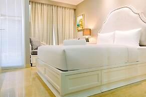 Elegant Studio Menteng Park Apartment