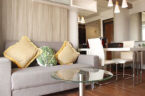 Gorgeous 2BR Apartment at Gateway Pasteur near Exit Toll