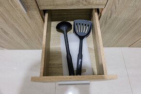 Highest Value Studio at Springwood Residence