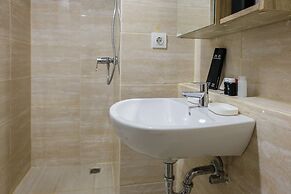 Highest Value Studio at Springwood Residence