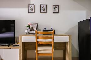 Highest Value Studio at Springwood Residence