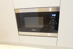 Homey Studio Room at Capitol Suites