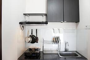 Modern Look 2BR Gateway Pasteur Apartment