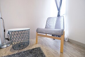 Modern Studio Akasa Pure Living BSD Apartment