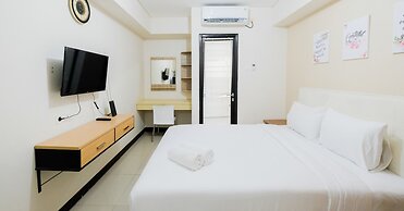 Simple Furnished Studio 19 Avenue Apartment