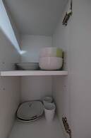 Simply Modern Studio Menteng Park Apartment