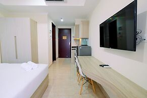 Simply Modern Studio Menteng Park Apartment