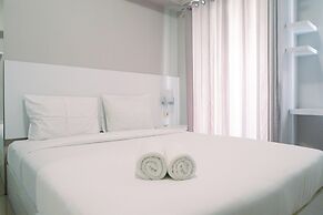 Studio Apartment Connected to Mall at Supermall Mansion