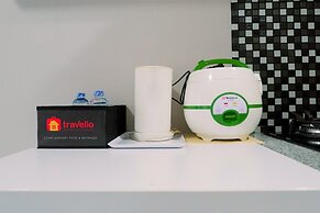 Studio Apartment Connected to Mall at Supermall Mansion