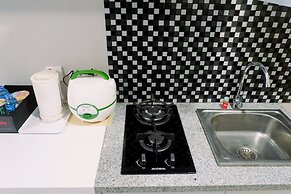 Studio Apartment Connected to Mall at Supermall Mansion