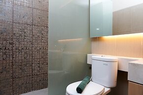 Tranquil 1BR GP Plaza Apartment