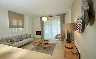 Olivia Sports and Sea