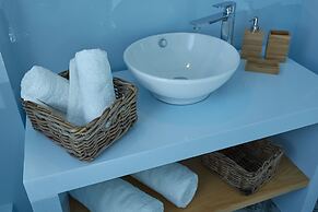 Olivia Sports and Sea