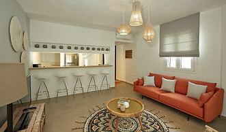 Olivia Sports and Sea