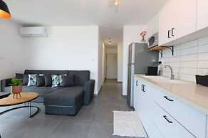 YalaRent Migdalor Apartments with Sea Views