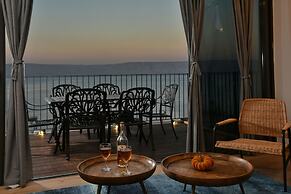 YalaRent Migdalor Apartments with Sea Views