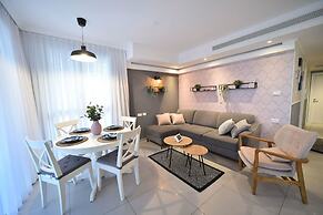 YalaRent Migdalor Apartments with Sea Views