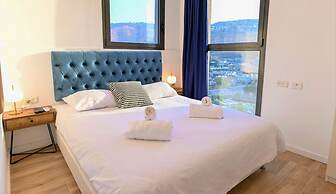 YalaRent Migdalor Apartments with Sea Views