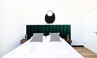 YalaRent Migdalor Apartments with Sea Views