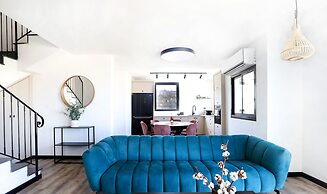 YalaRent Migdalor Apartments with Sea Views