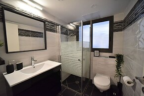 YalaRent Migdalor Apartments with Sea Views