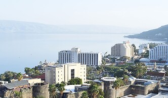 YalaRent Migdalor Apartments with Sea Views