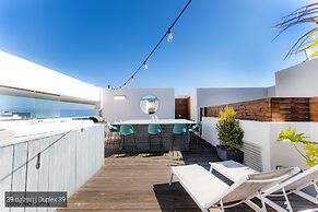 YalaRent Migdalor Apartments with Sea Views