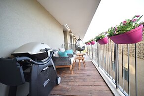 YalaRent Migdalor Apartments with Sea Views