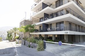 YalaRent Migdalor Apartments with Sea Views