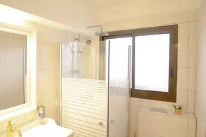 YalaRent Migdalor Apartments with Sea Views