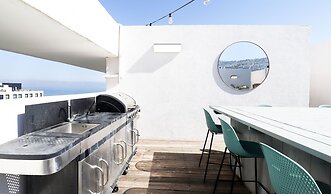 YalaRent Migdalor Apartments with Sea Views