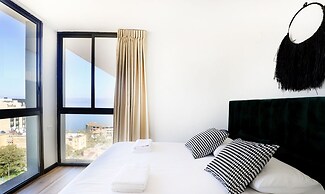 YalaRent Migdalor Apartments with Sea Views