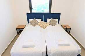 YalaRent Migdalor Apartments with Sea Views