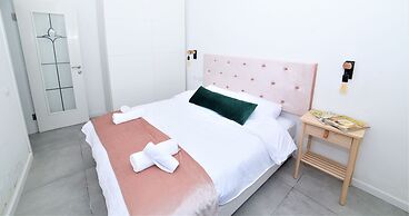 YalaRent Migdalor Apartments with Sea Views