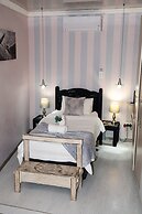 Woodpecker Guesthouse