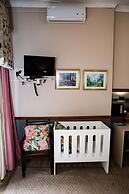 Woodpecker Guesthouse