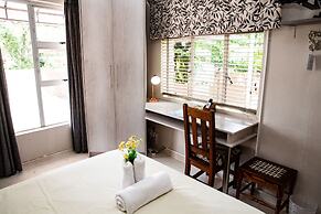 Woodpecker Guesthouse