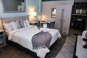 Woodpecker Guesthouse