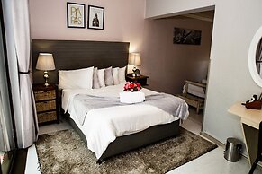 Woodpecker Guesthouse