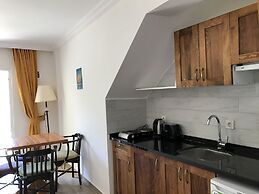 Infinity Lilly Apartments