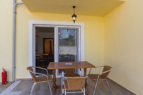 Infinity Lilly Apartments