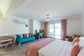 Infinity Lilly Apartments