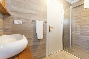 Infinity Lilly Apartments