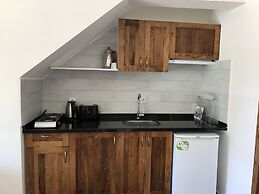 Infinity Lilly Apartments