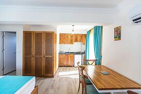 Infinity Lilly Apartments