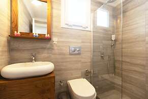 Infinity Lilly Apartments