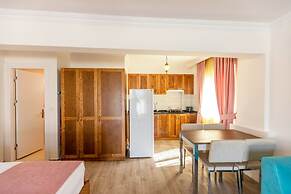 Infinity Lilly Apartments