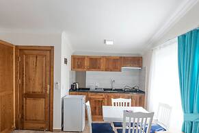 Infinity Lilly Apartments