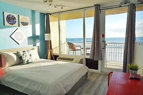 Pirates Cove Resort Studios