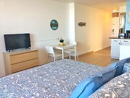 Pirates Cove Resort Studios